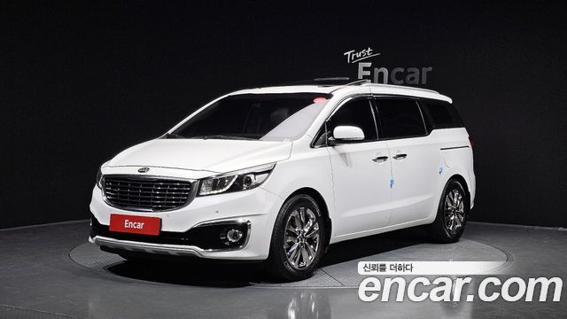 Kia Carnival — exterior