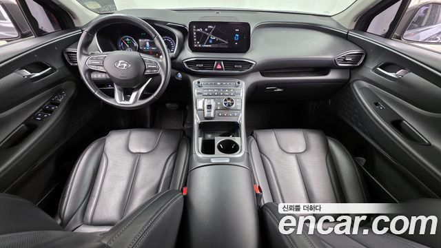 Hyundai Santa Fe — interior