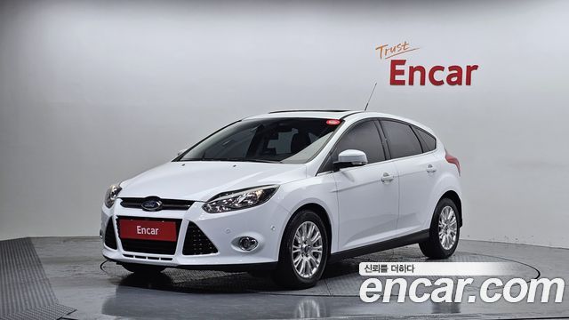 Ford Focus — exterior