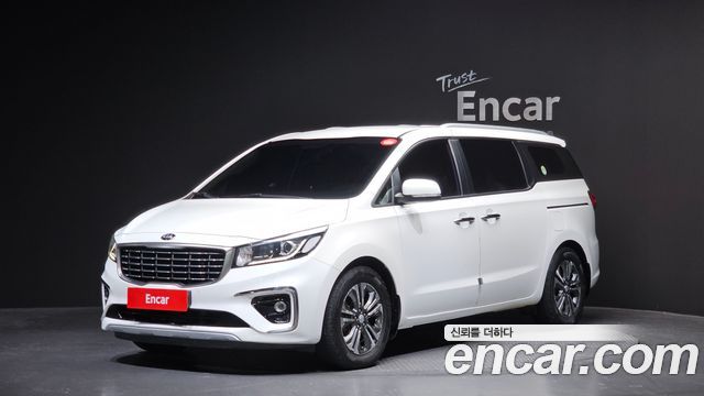 Kia Carnival — exterior