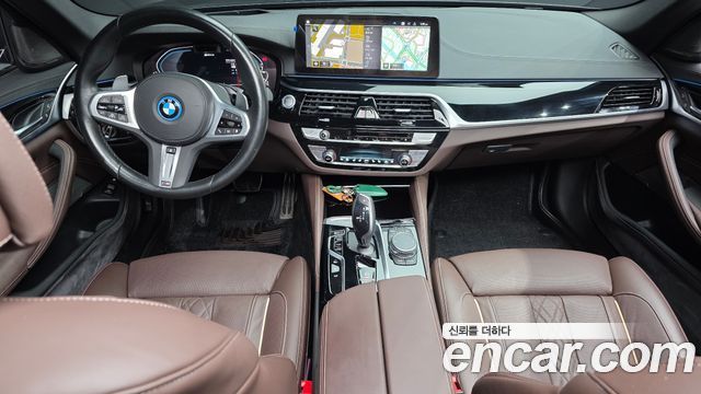 BMW 5 Series — interior
