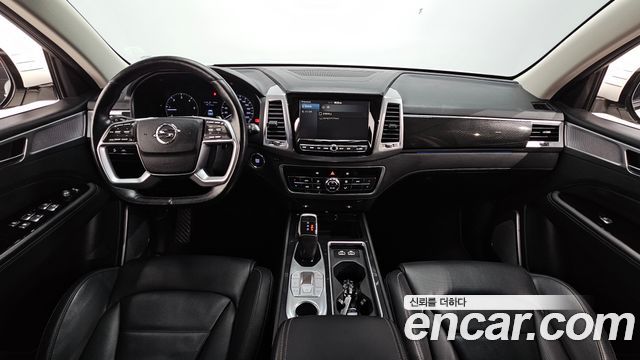 KG Mobility Rexton — interior