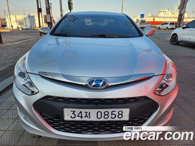 Hyundai Sonata — exterior