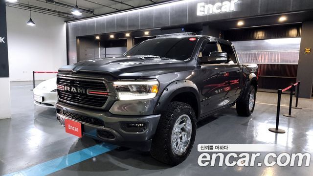 Dodge Ram Pickup — exterior