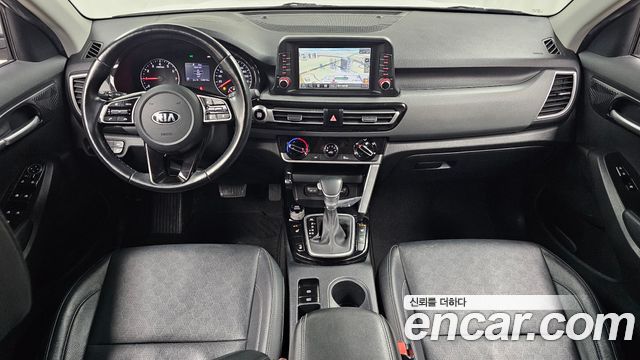 Kia Seltos — interior
