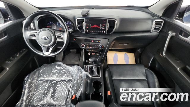 Kia Sportage — interior