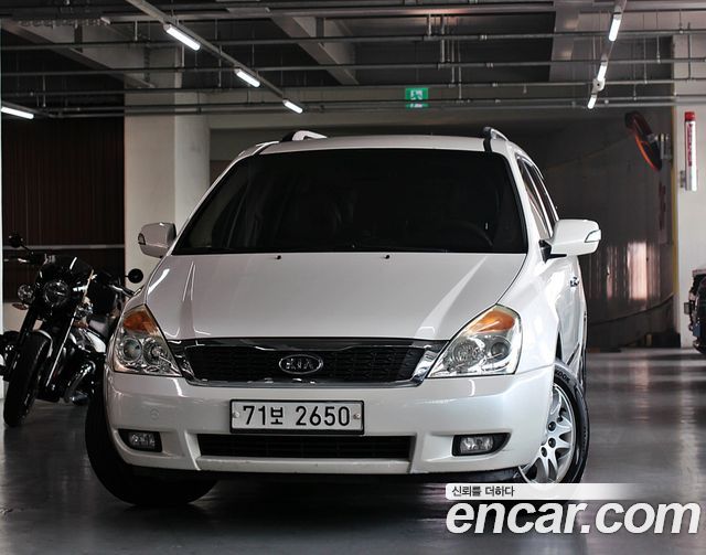 Kia Carnival — exterior