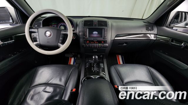 Kia Mohave — interior