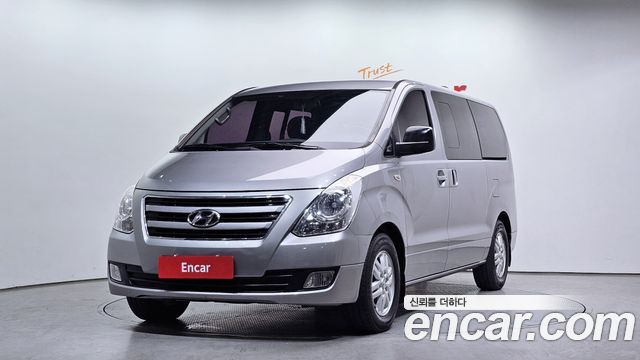Hyundai Starex — exterior