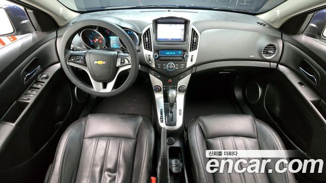Chevrolet Korea Cruze — interior