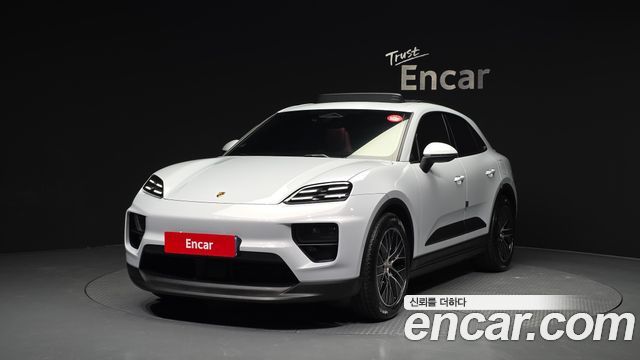 Porsche Macan — exterior