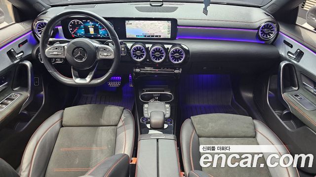 Mercedes-Benz CLA-Class — interior
