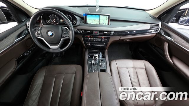 BMW X5 — interior