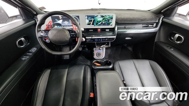 Hyundai IONIQ 5 — interior