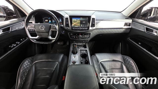 KG Mobility Rexton — interior