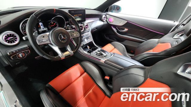 Mercedes-Benz C-Class — interior