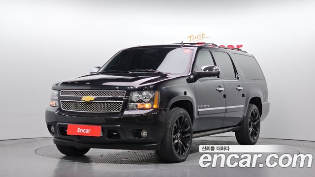 Chevrolet Suburban Van — exterior