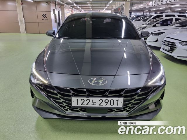 Hyundai Avante — exterior