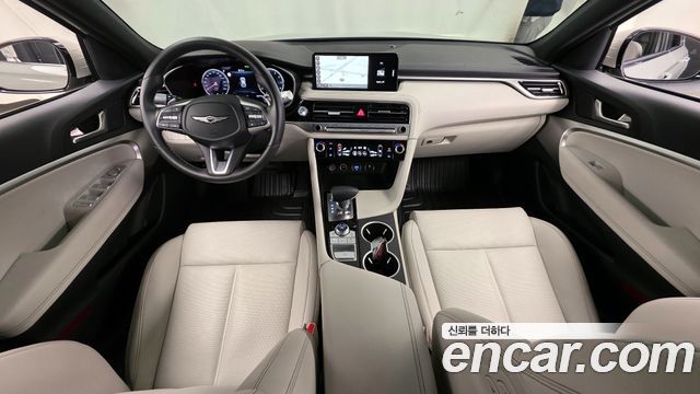 Genesis G70 — interior