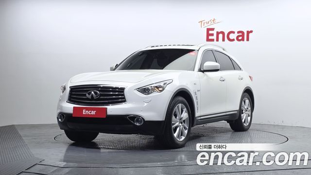 Infiniti QX70 — exterior