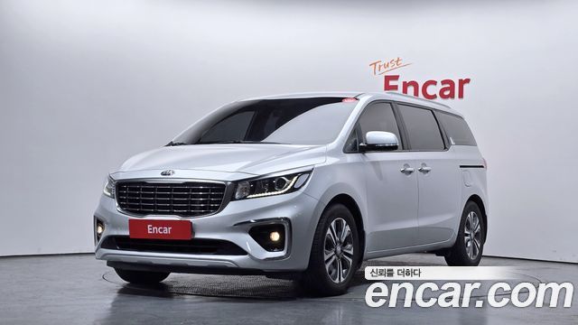 Kia Carnival — exterior
