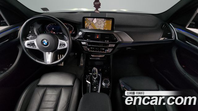 BMW X3 — interior
