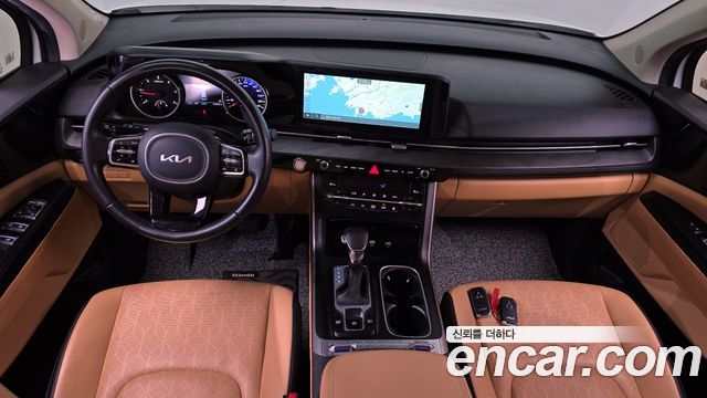 Kia Carnival — interior