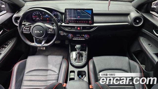 Kia K3 — interior