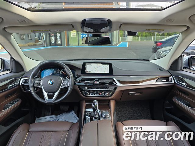 BMW Gran Turismo GT — interior