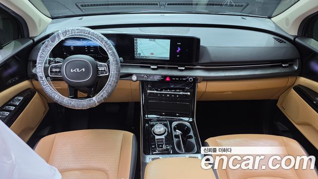 Kia Carnival — interior