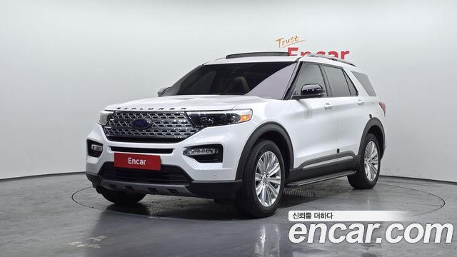 Ford Explorer — exterior