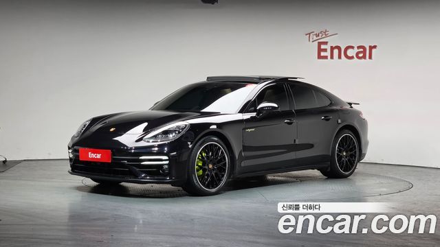 Porsche Panamera — exterior