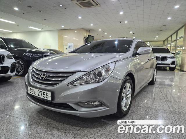 Hyundai Sonata — exterior