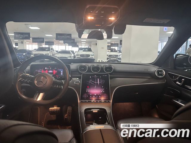 Mercedes-Benz C-Class — interior