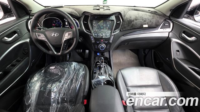 Hyundai Maxcruz — interior