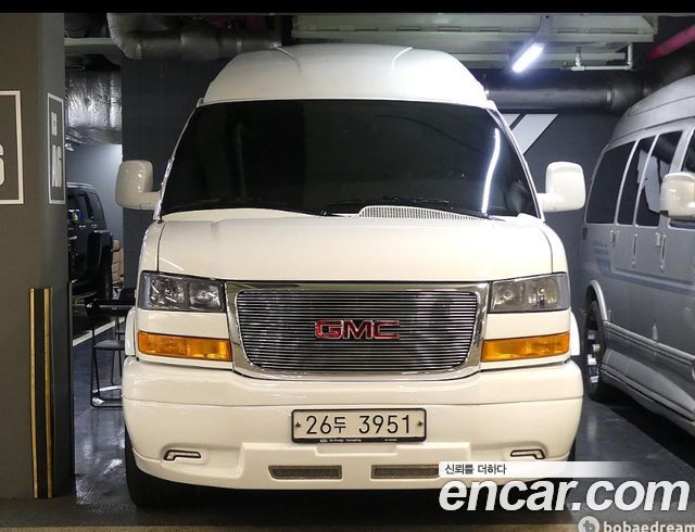 GMC Savana