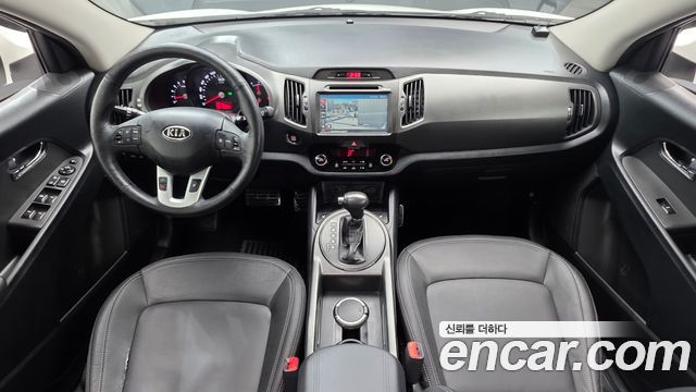 Kia Sportage — interior