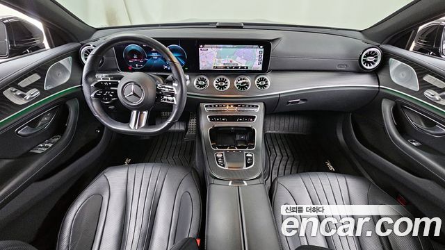 Mercedes-Benz CLS-Class — interior