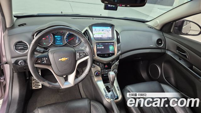 Chevrolet Korea Cruze — interior