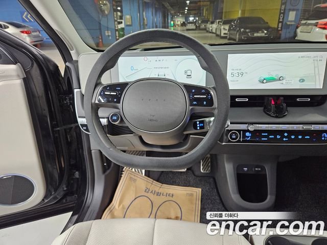 Hyundai IONIQ 5 — interior