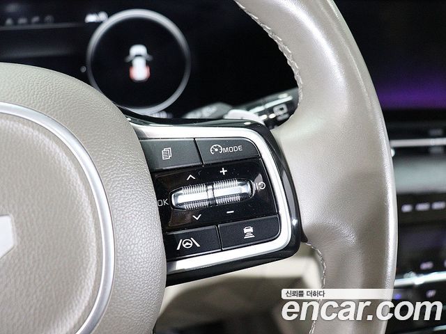 Kia Carnival — interior