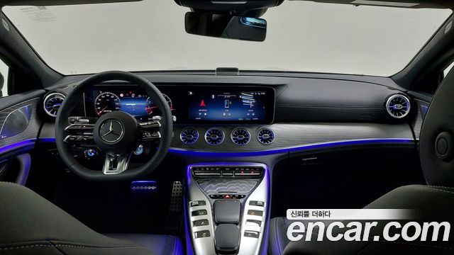 Mercedes-Benz AMG GT — interior