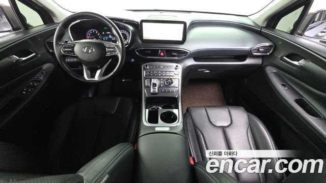 Hyundai Santa Fe — interior