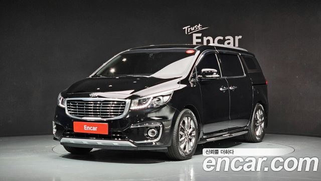 Kia Carnival — exterior