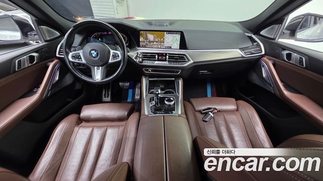 BMW X6 — interior