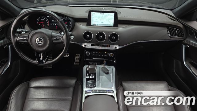 Kia Stinger — interior