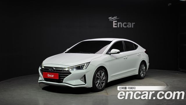 Hyundai Avante — exterior