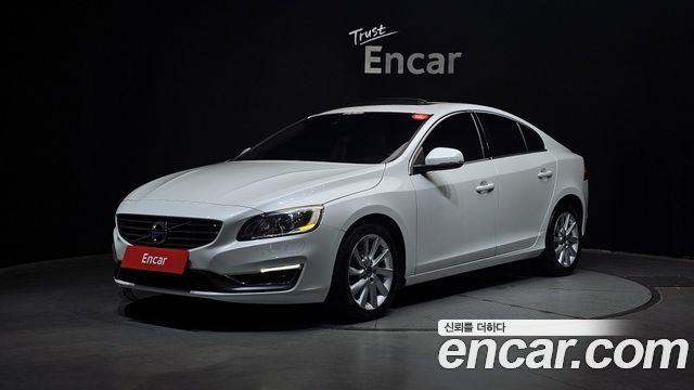 Volvo S60 — exterior