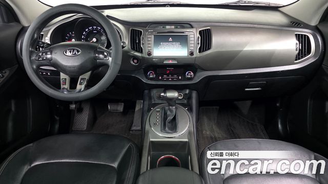 Kia Sportage — interior