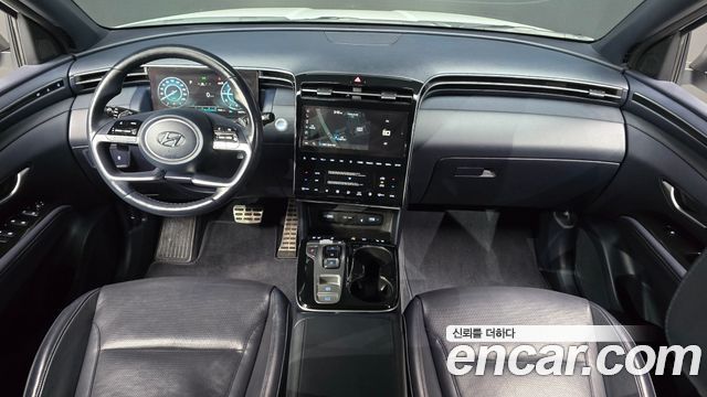 Hyundai Tucson — interior